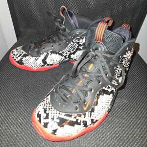 Nike Air Foamposites One "Snakeskin" Sneakers